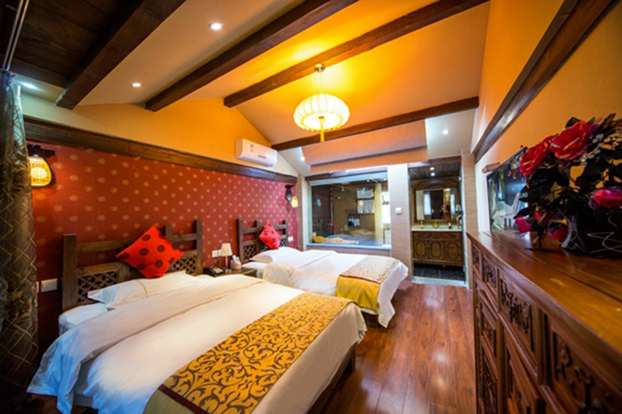 He Mu Ju Inn Zhongyi Branch Lijiang  Exterior photo