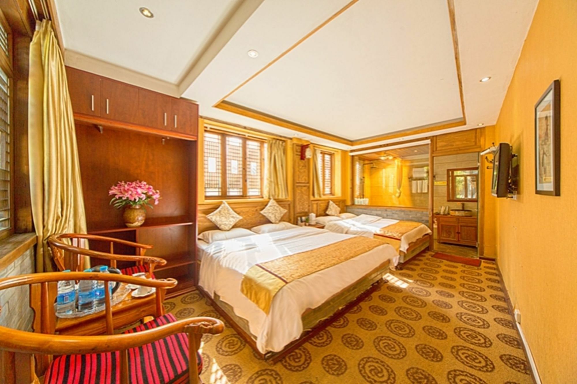 He Mu Ju Inn Zhongyi Branch Lijiang  Exterior photo